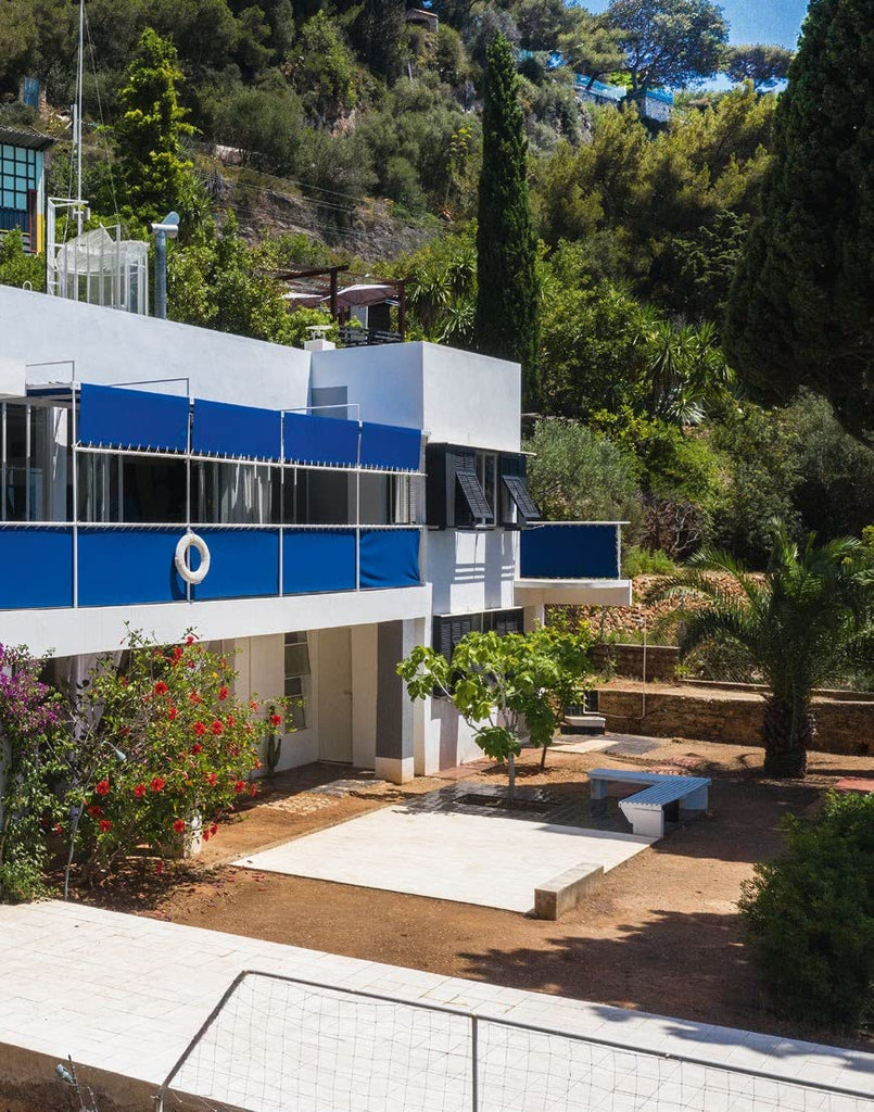 Painter Le Corbusier: Eileen Gray's Villa E 1027 and Le Cabanon