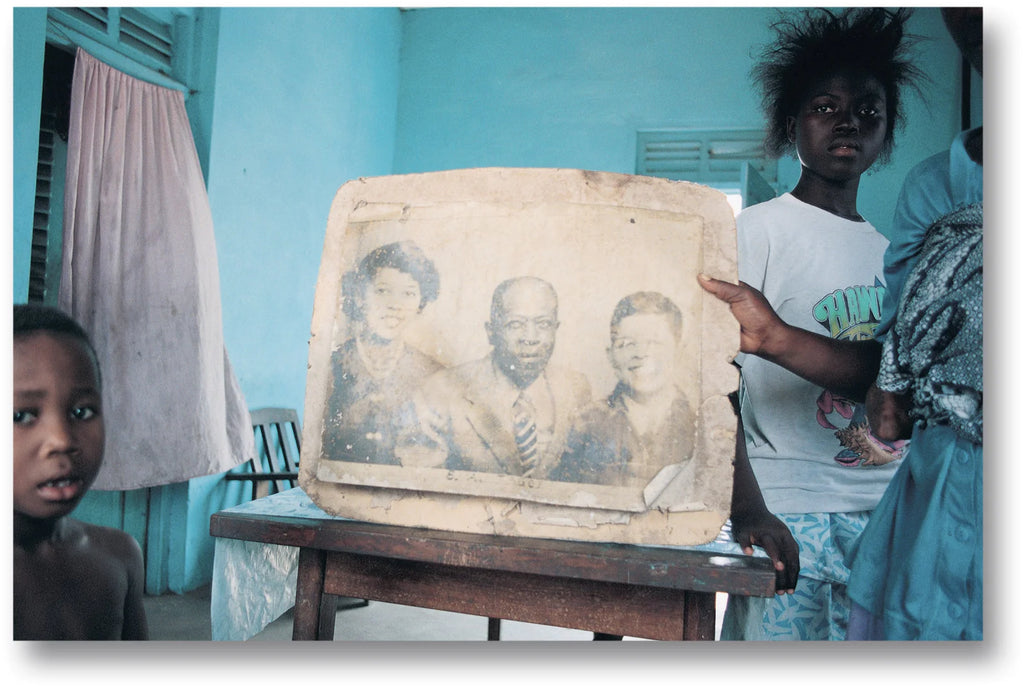 Shining Lights: Black Women Photographers in 1980s–90s Britain - Joy Gregory