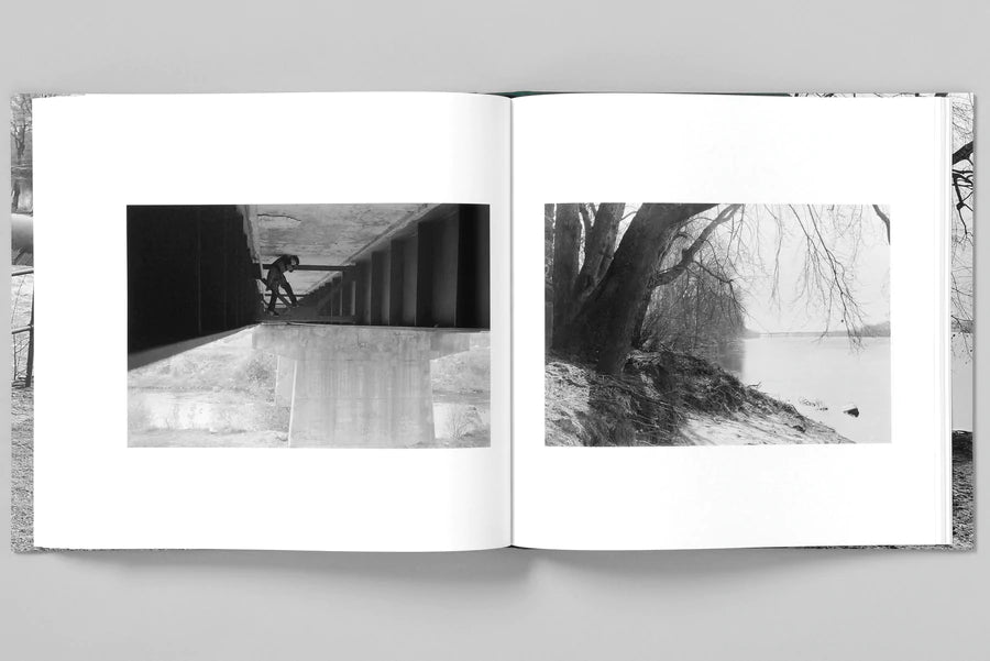 RIVERS & TOWNS - Mark Steinmetz