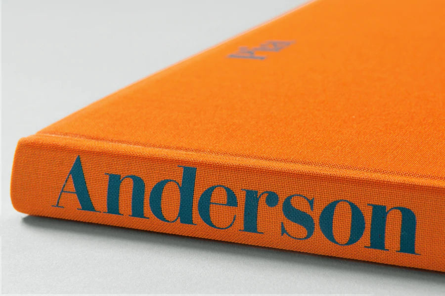 Pia - Christopher Anderson