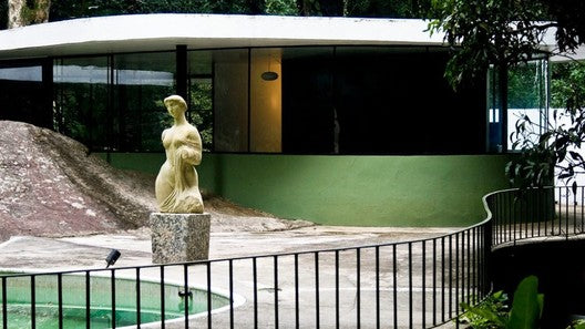 Oscar Niemeyer: Casa Das Canoas / Casa Canavelas